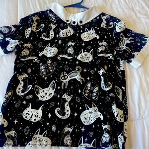 Unique vintage fun space cat shirt. XS!